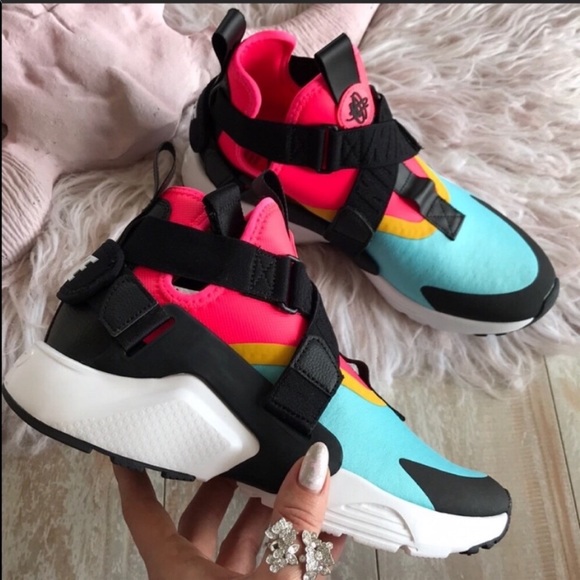 NWT Nike Huarache City - Picture 8 of 8